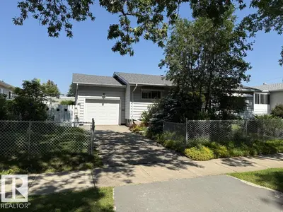 Interior photo 1 of 9908 96A Avenue