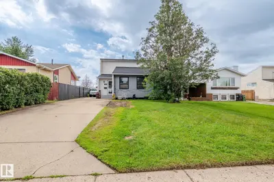 Interior photo 1 of 5519 10 AV NW