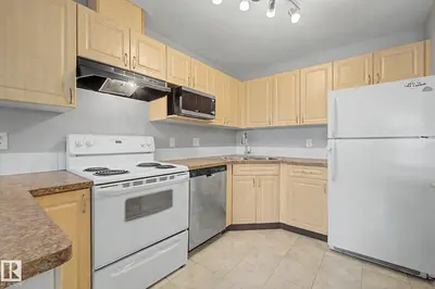 Interior photo 2 of #105 240 SPRUCE RIDGE RD