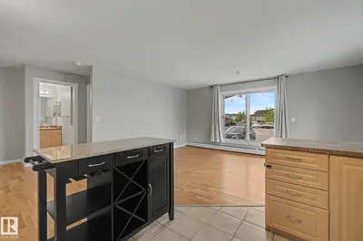 Interior photo 3 of #105 240 SPRUCE RIDGE RD