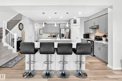 Interior photo 2 of 4018 HAWTHORN LINK LI SW
