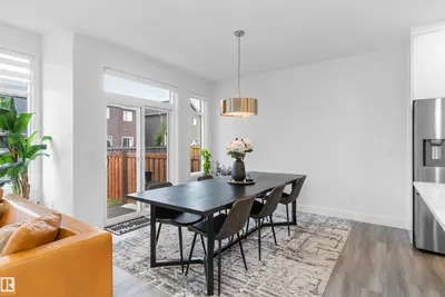 Interior photo 3 of 16624 32 AV SW