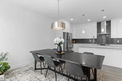 Interior photo 4 of 16624 32 AV SW