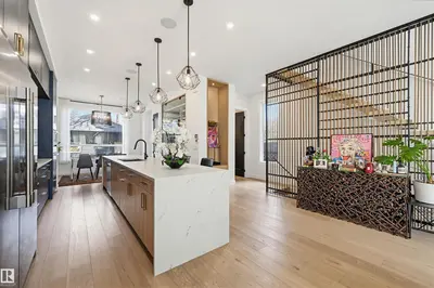 Interior photo 2 of 14320 98 AV NW