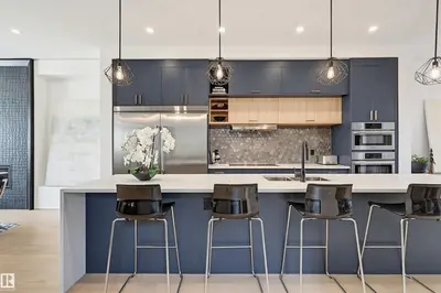 Interior photo 3 of 14320 98 AV NW