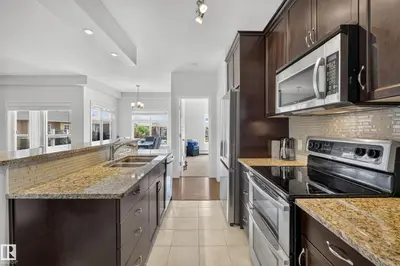 Interior photo 4 of #465 11517 ELLERSLIE RD SW