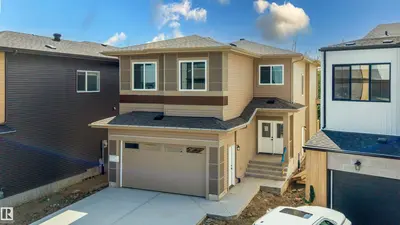 Interior photo 1 of 3235 5 AV SW
