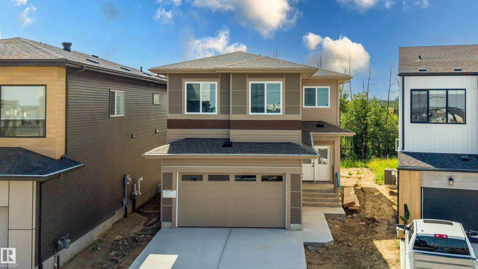 3235 5 AV SW, Edmonton - 4 bedroom Detached Single Family for sale