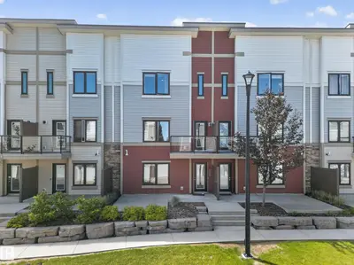 Interior photo 1 of #100 804 WELSH DR SW