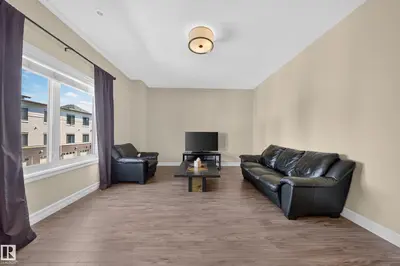 Interior photo 2 of #100 804 WELSH DR SW