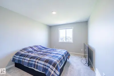 Interior photo 2 of 5403 LARK LD NW