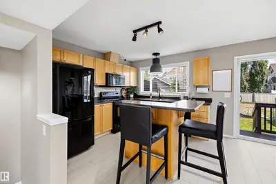 Interior photo 2 of 7214 19A AV SW