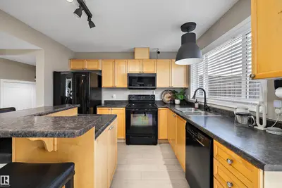 Interior photo 4 of 7214 19A AV SW