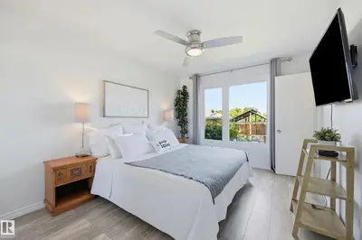 Interior photo 4 of 15111 67 ST NW