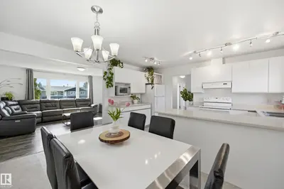 Interior photo 3 of 15111 67 ST NW