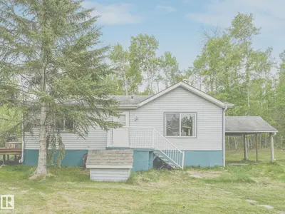 Interior photo 1 of 2120 TWP ROAD 565