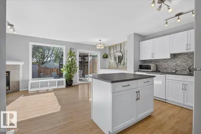 Interior photo 3 of #18 345 KIRKNESS RD NW