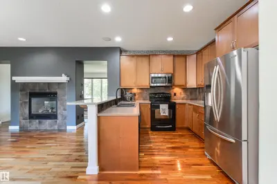 Interior photo 3 of 1607 KERR RD NW