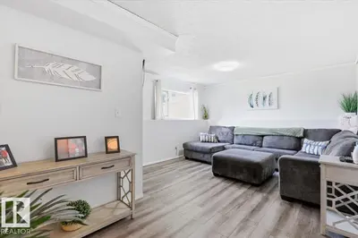 Interior photo 3 of 116 Cameron CR