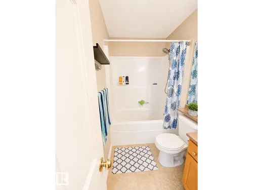 704 83 ST SW, Edmonton - $380,000