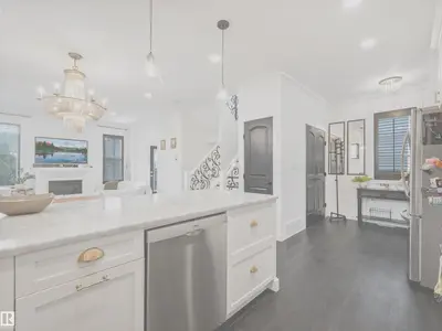 Interior photo 4 of 6420 106 ST NW