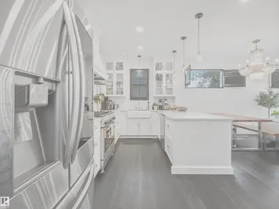 Interior photo 2 of 6420 106 ST NW