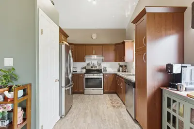 Interior photo 1 of 5214 49 Street