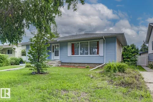 15707 92 AV NW, Edmonton - $409,000