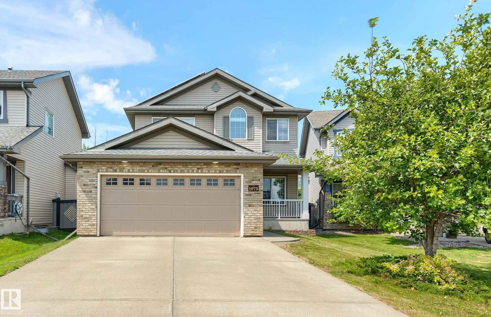 1075 MCKINNEY GREEN GR NW, Edmonton - 4 bedroom Detached Single Family for sale