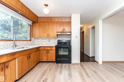 Interior photo 4 of 4812 105B ST NW
