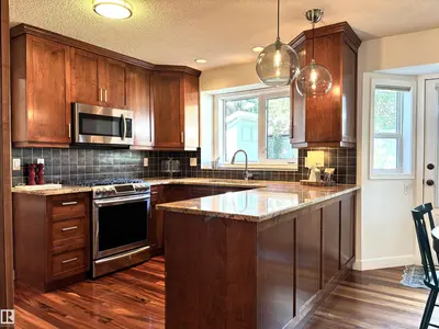 Interior photo 4 of 15127 43 AV NW NW