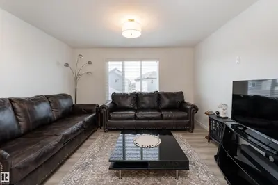 Interior photo 3 of 2904 192 ST NW