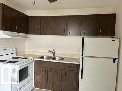 Interior photo 3 of 