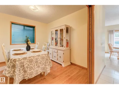 1003 BLACKBURN CL SW, Edmonton - $535,000