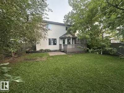 Interior photo 4 of 784 BLACKBURN PL SW