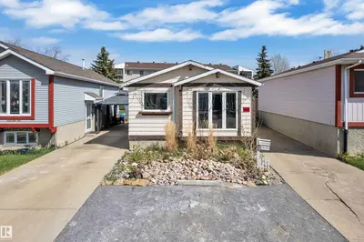 Interior photo 1 of 4536 35A AV NW