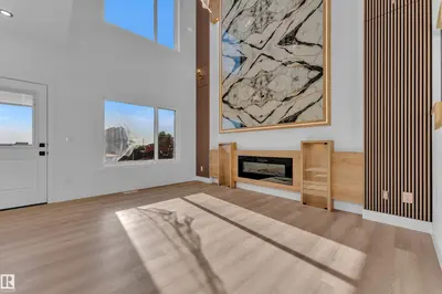 Interior photo 3 of 382 Linden LO