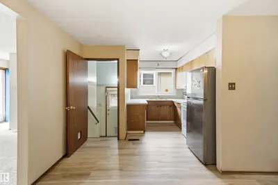 Interior photo 2 of 11424 41 AV NW NW