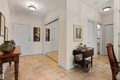 Interior photo 3 of #404 30 ST JOSEPH ST