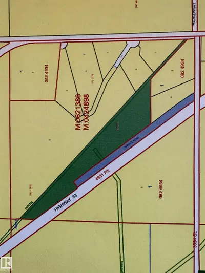 Interior photo 2 of Twp. Rd. 572 Hwy 33