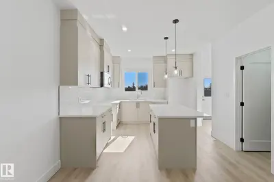 Interior photo 2 of 4215 63 street