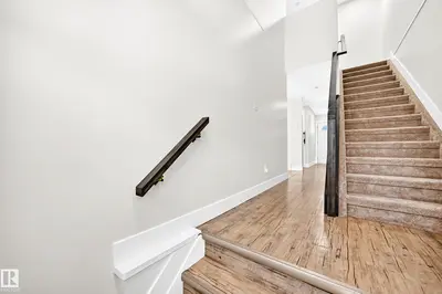 Interior photo 3 of 3119 144 AV NW
