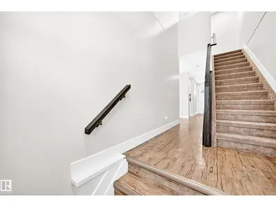 Photo 3 of 3119 144 AV NW