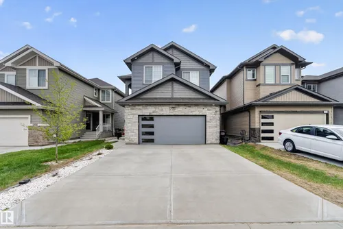 1231 26 ST NW, Edmonton - $799,000