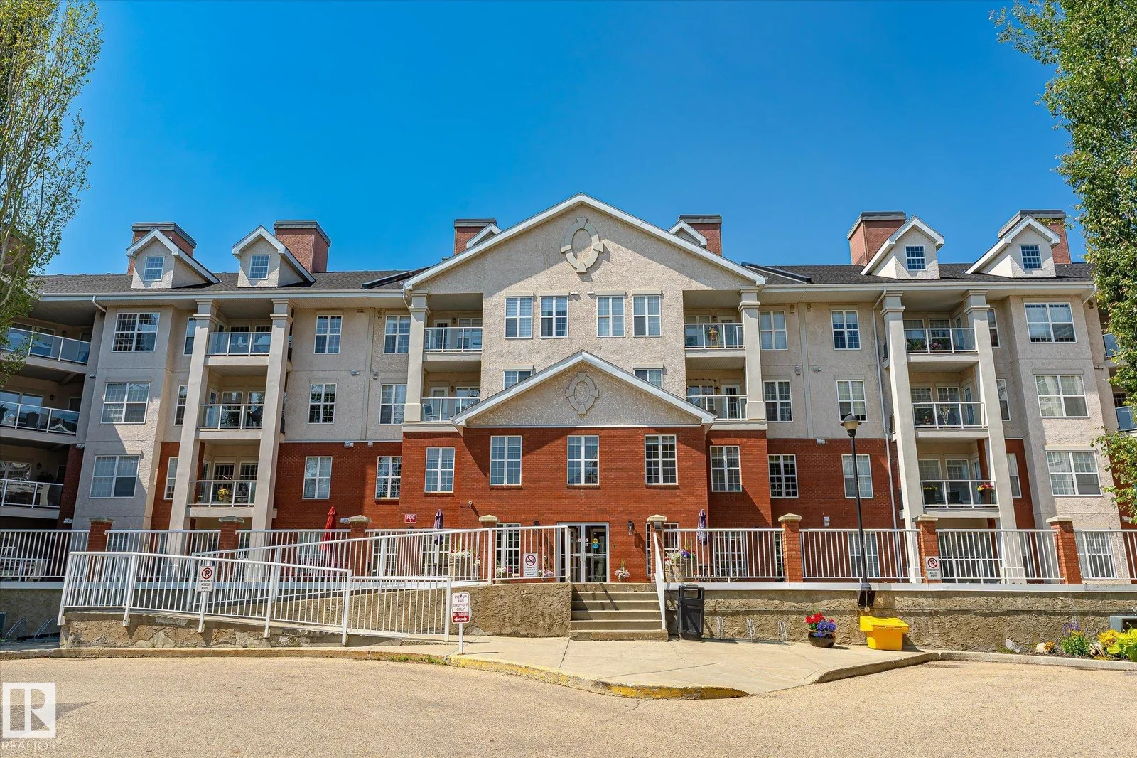 #103 45 Inglewood DR, St. Albert - 1 bedroom Apartment for sale