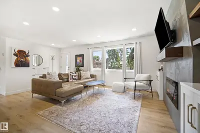 Interior photo 4 of 14616 88 AV NW