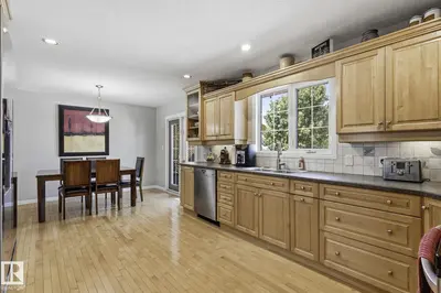 Interior photo 3 of 7 Burlington AV