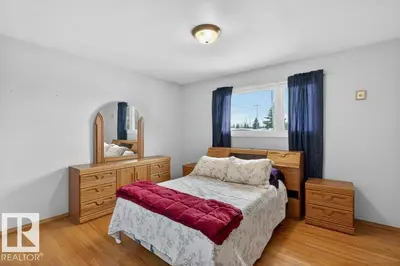 Interior photo 2 of 5216 89 AV NW