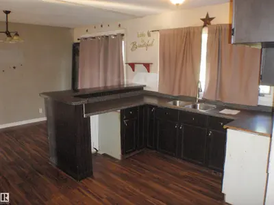 Interior photo 4 of 5424 Willock CR