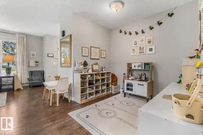 Interior photo 4 of 4718 35 AV NW